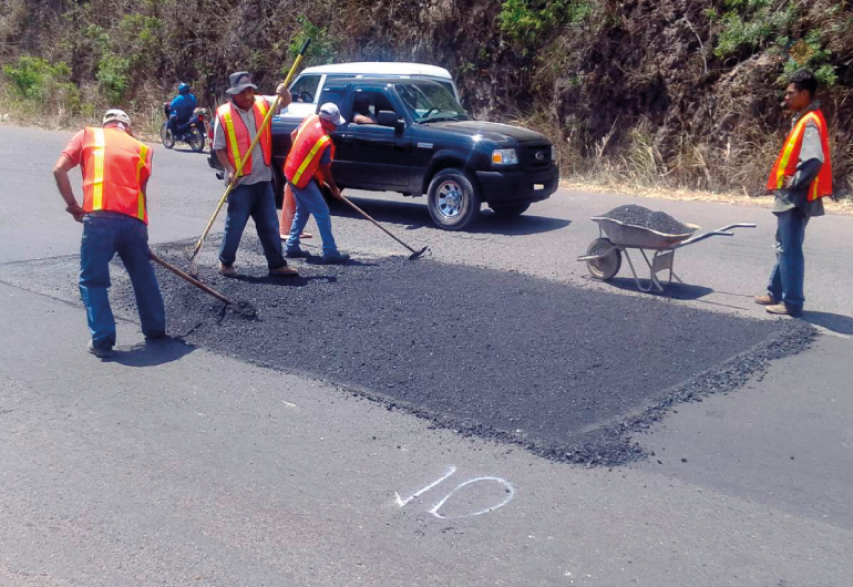 Supervisión Bacheo Red Vial Pavimentada: Ruta 15